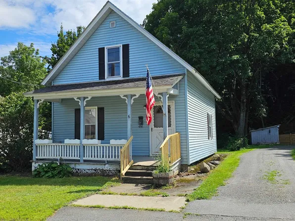 6 Hyde Street, Rockingham, VT 05101