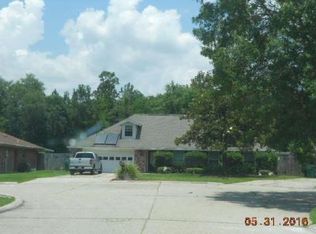 200 Darwin Ct, Slidell, LA 70458