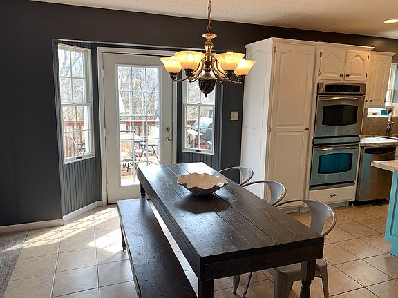 4th image of 1428 Briar Village Ct