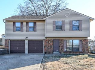 5408 Gloucester Rd, High Ridge, MO 63049