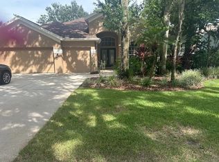 5620 Osprey Park Pl, Lithia, FL 33547