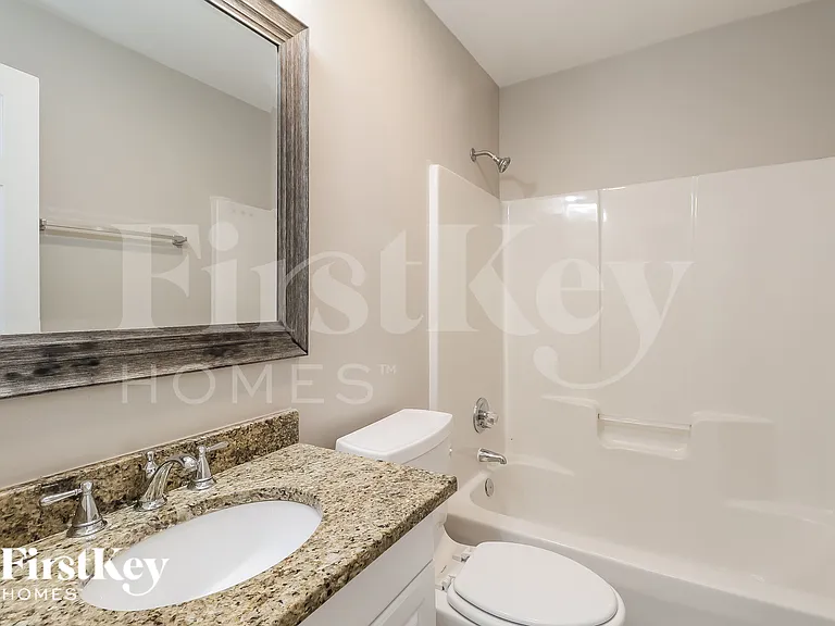 7815 Pinetuck Ln — Photo 16