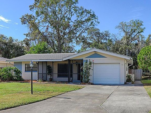 3rd image of 2313 Indigo Dr