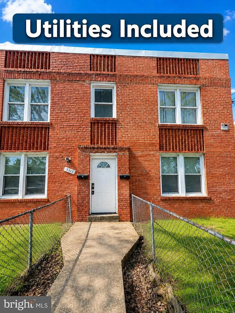 4 bed, 1438 sqft, $4,100 — Photo 1