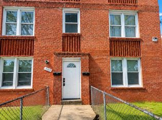 5313 Astor Pl SE APT 2, Washington, DC 20019