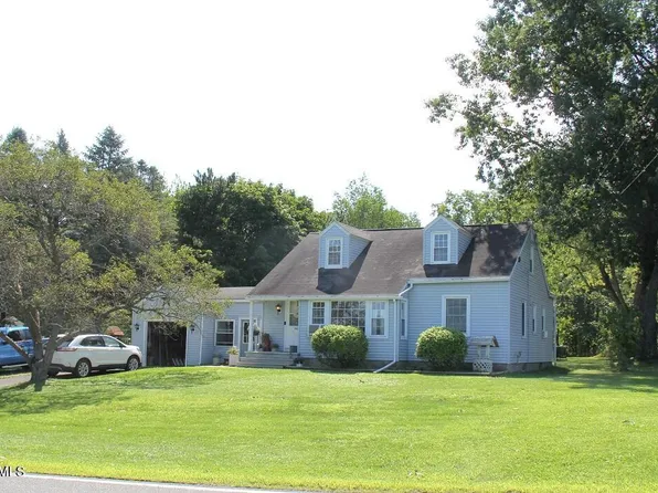 592 Pinewoods Avenue, Troy, NY 12180