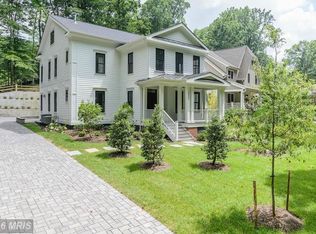 2527 N Utah St, Arlington, VA 22207