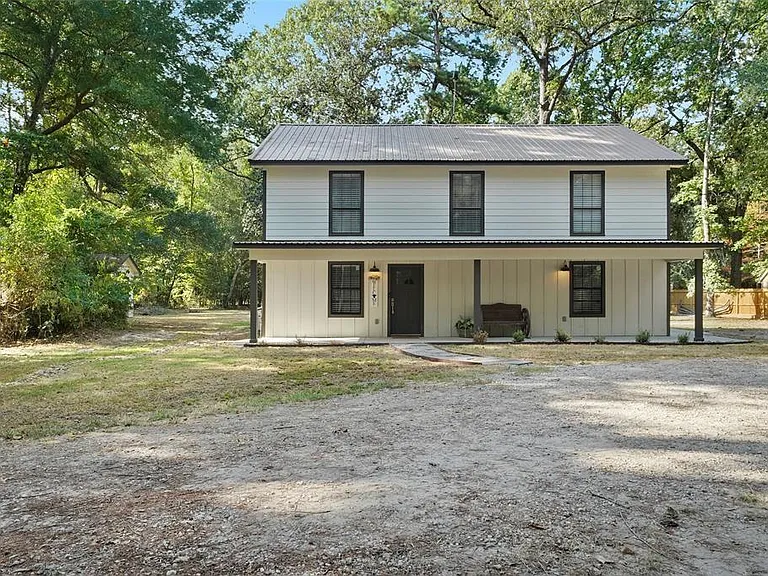 287 Blue Lake Dr — Photo 3