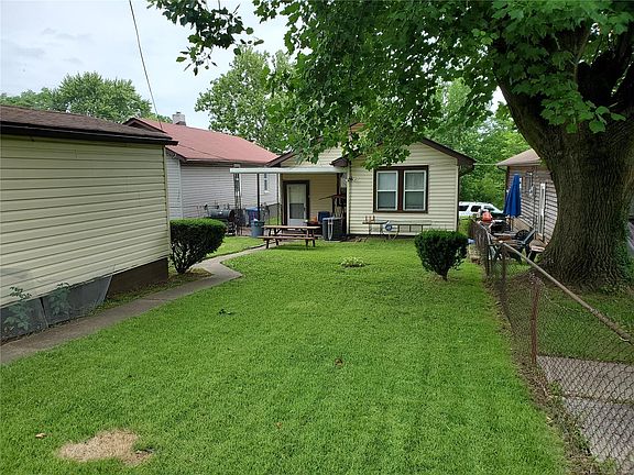 3rd image of 6218 Greer Ave