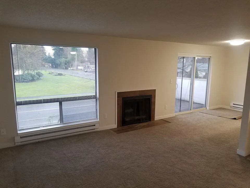 2832 D Pl SE #D