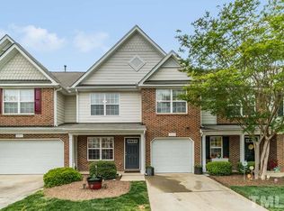 503 Ringleaf Ct, Cary, NC 27513