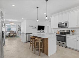 9341 Aqua Overlook Ct, Lehigh Acres, FL 33936