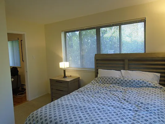 Rented by 18 REALTY | media 6