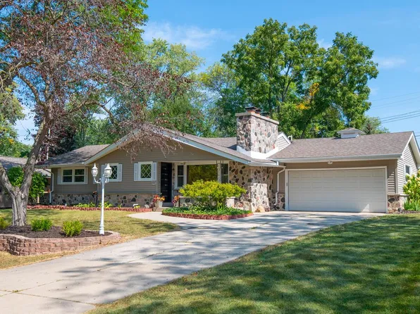 4654 North 108th STREET, Wauwatosa, WI 53225