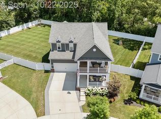 961 Truman Dr, Canton, MI 48188