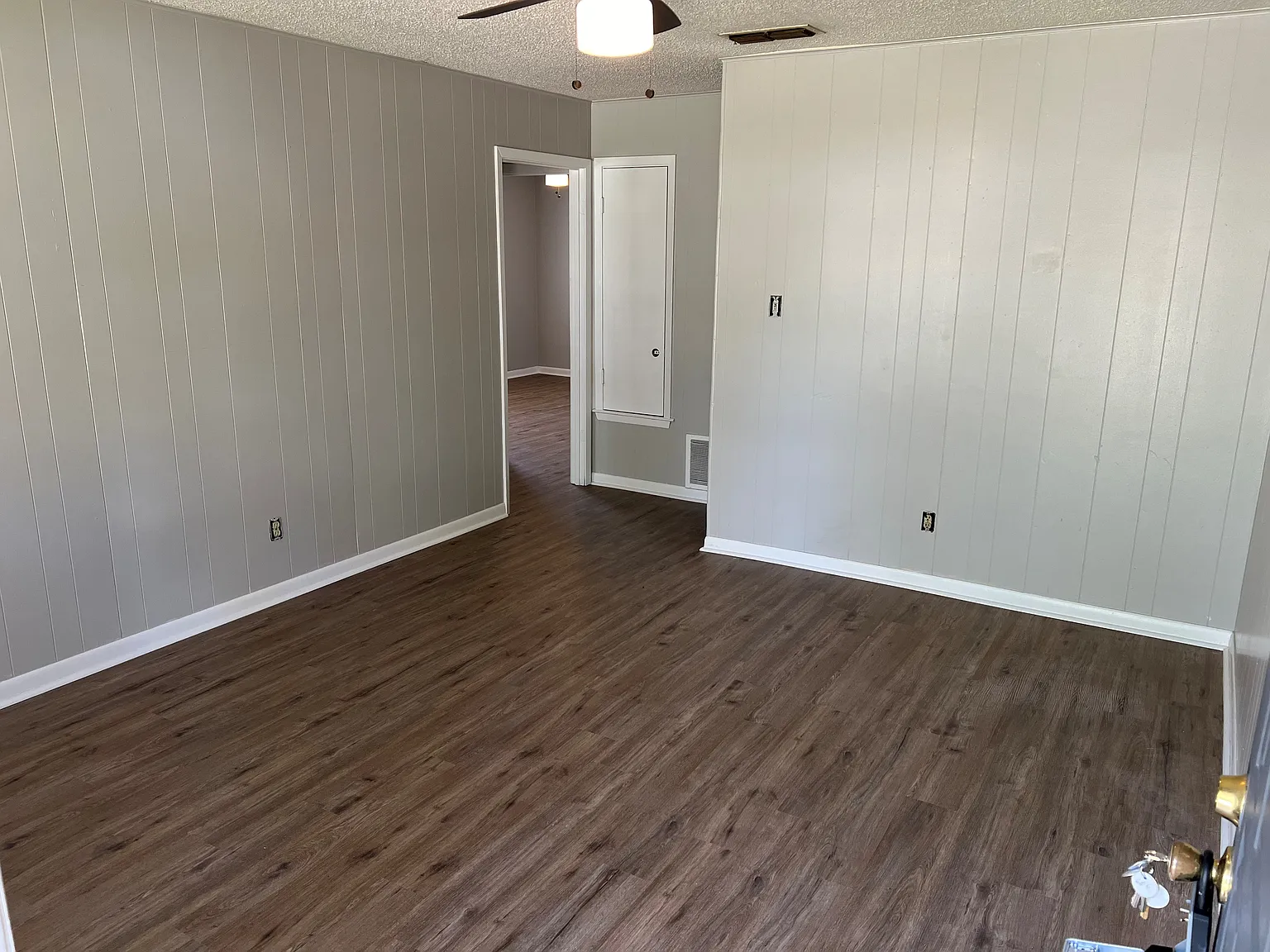 2 bed, 1.5 bath, 1067 sqft, $1,195 — Photo 4