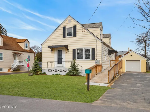 21 Johnson Terrace, Hazlet, NJ 07734