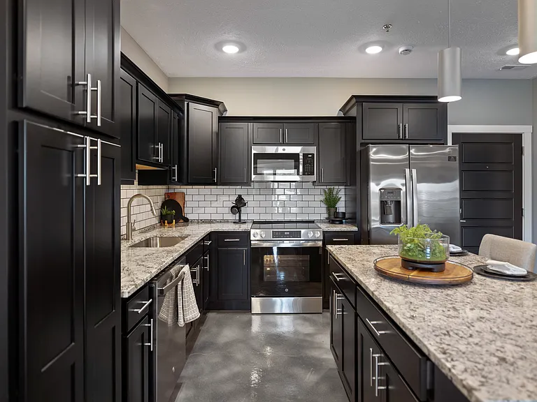 304 at Valley Pointe — Photo 39