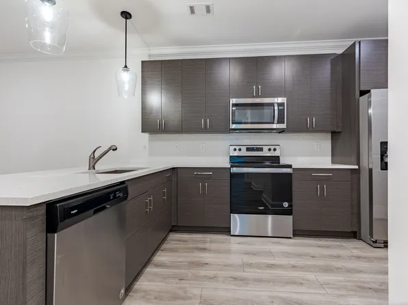 Residences at 393 North Apartments