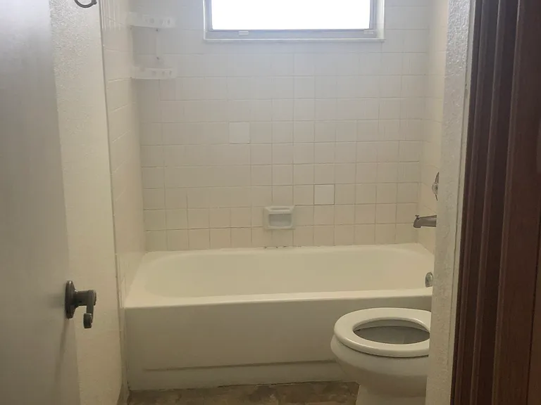 1751 NW 75th Ave #105 — Photo 10