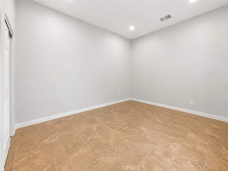 44260 Via Coronado — Photo 34