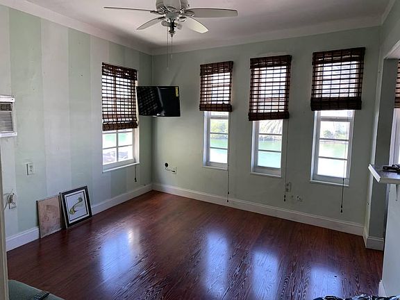 2nd image of 4025 Indian Creek Dr APT 301