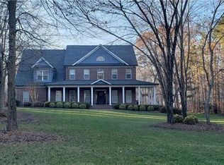 433 Laurel Crest Dr, Kannapolis, NC 28081