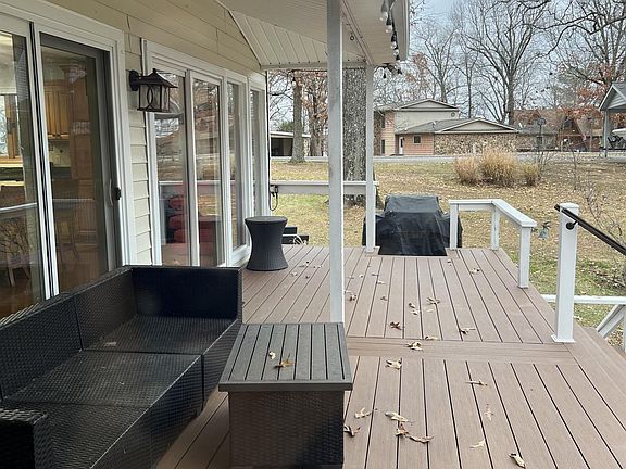 4th image of 74 Shore Ln