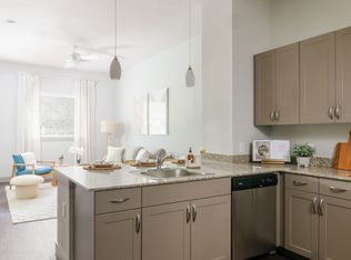 NHH Ennis, Houston, TX 77003