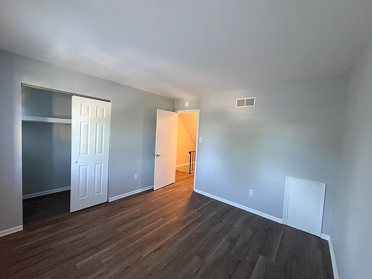 2510 Pond View Dr — Photo 9