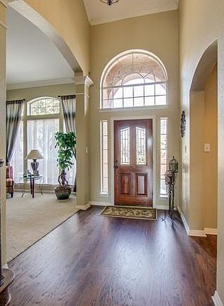 5th image of 713 Canongate Dr