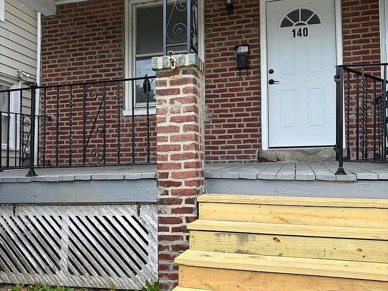 140 S Keswick Ave — Photo 2