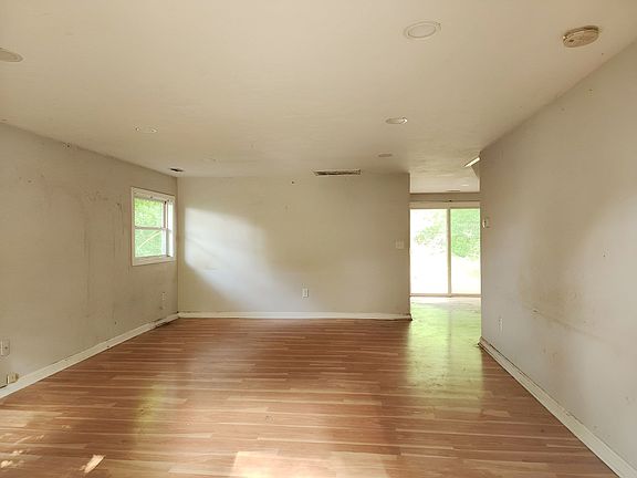 2nd image of 66 Lakeshore Dr