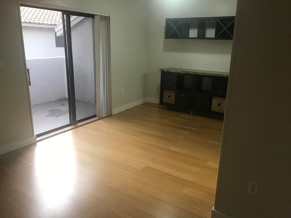 1st image of 3206 Coral Lake Dr