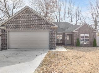 1100 Ava Ln, Paragould, AR 72450