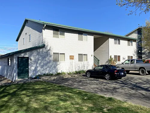 109 S Pearl St. Photo 1