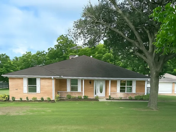 224 Lake By Dr, Kemp, TX 75143