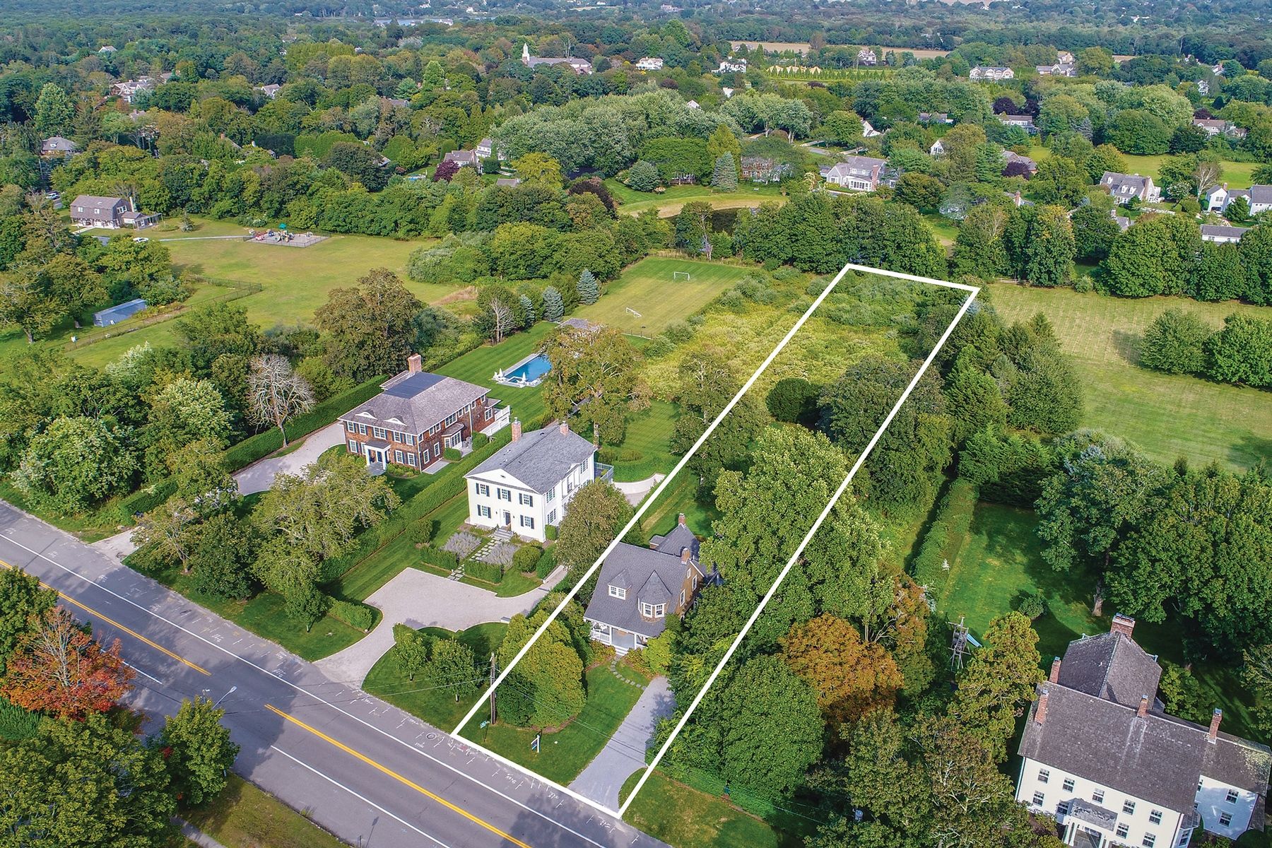 63 Ocean Rd, Bridgehampton, NY 11932 Out East