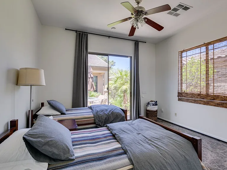 8 Kennesaw Rd — Photo 38