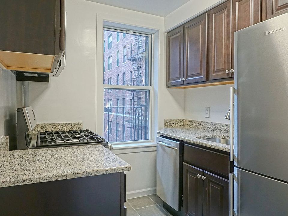 1st image of 3446 91st St APT H22