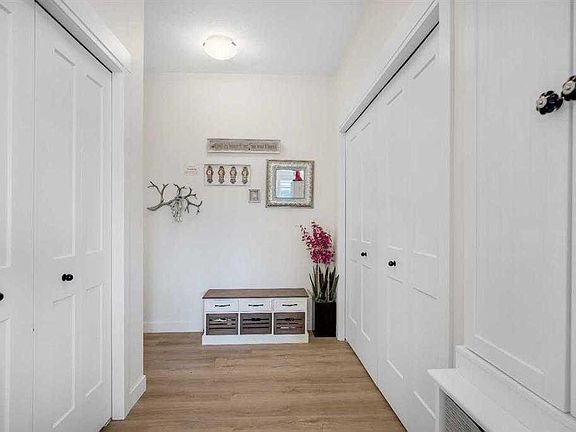 3rd image of 10 Sage Hill Way NW #116