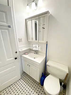 Rented by Highline Residential | media 12