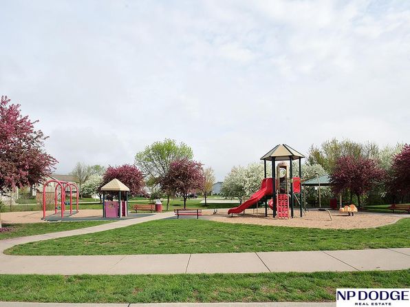 7501 Wyoming St, Omaha, NE 68122