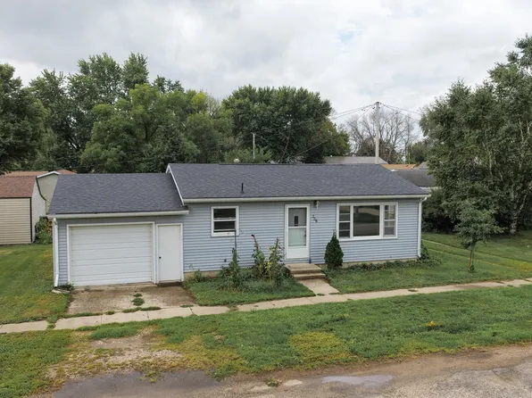 206 E 1st St, Everly, IA 51338