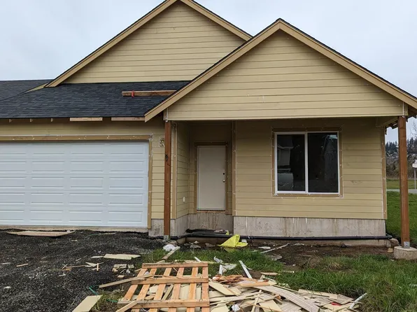 770 SE Locust St, Dundee, OR 97115