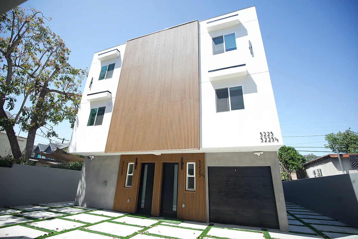 Building Photo - 5227 W 21st St