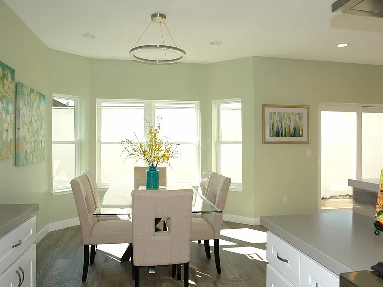 830 Civic Center Dr — Photo 9