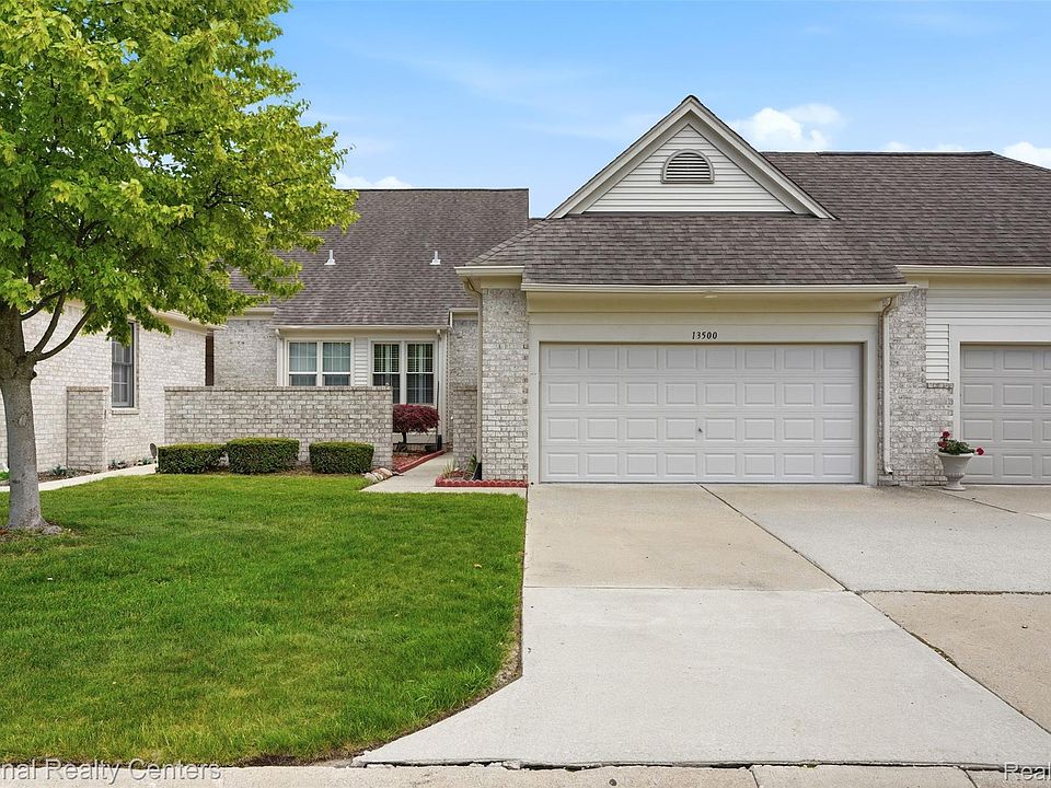 1st image of 13500 Wyndemere Cir