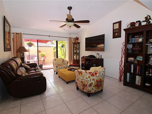 4th image of 8737 Cleary Boulevard #8737