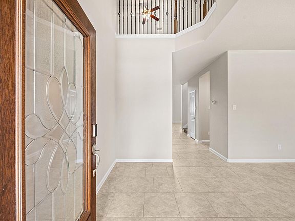 5th image of 2719 Kaman Ln